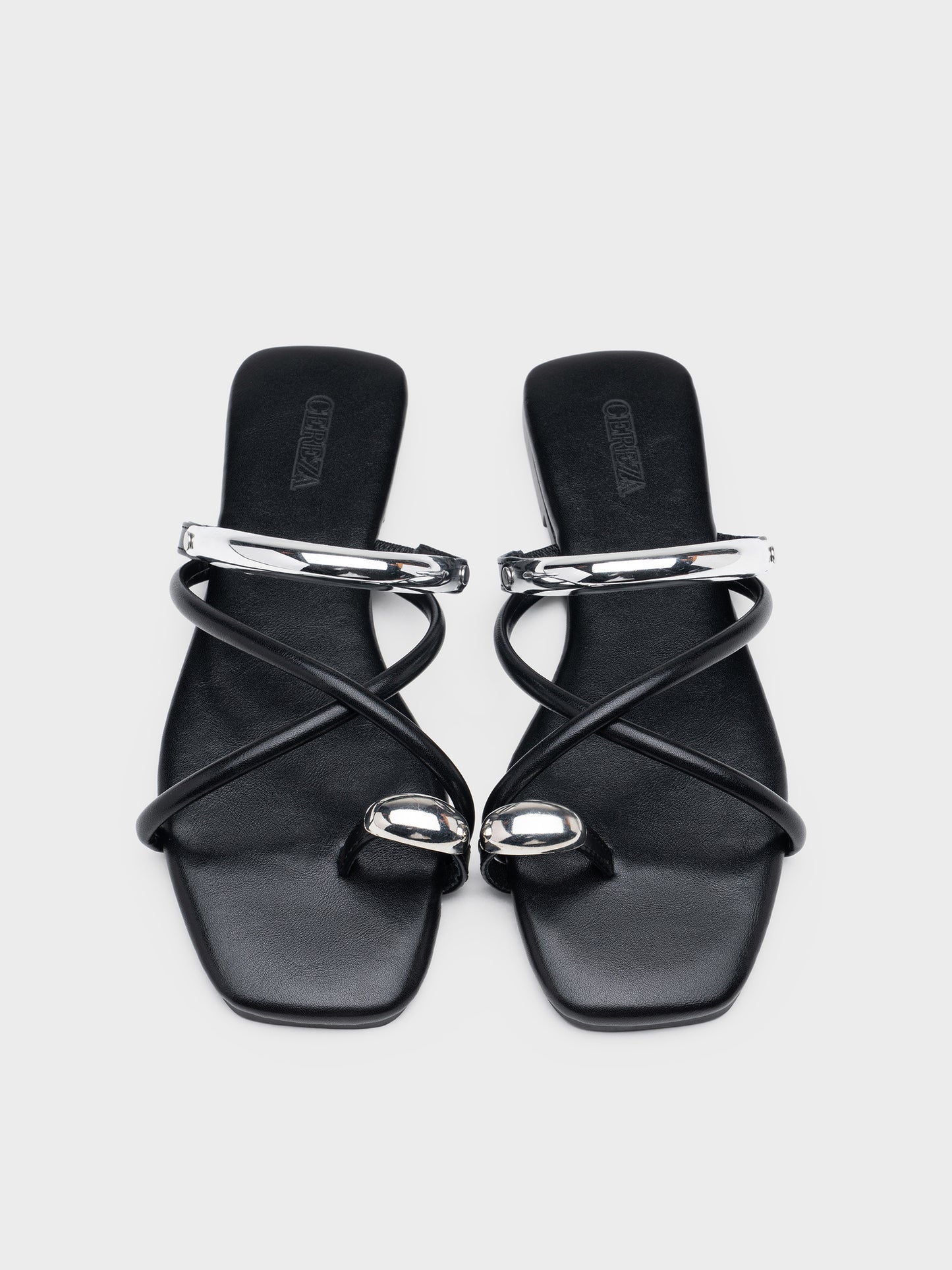 P118 | BLACK