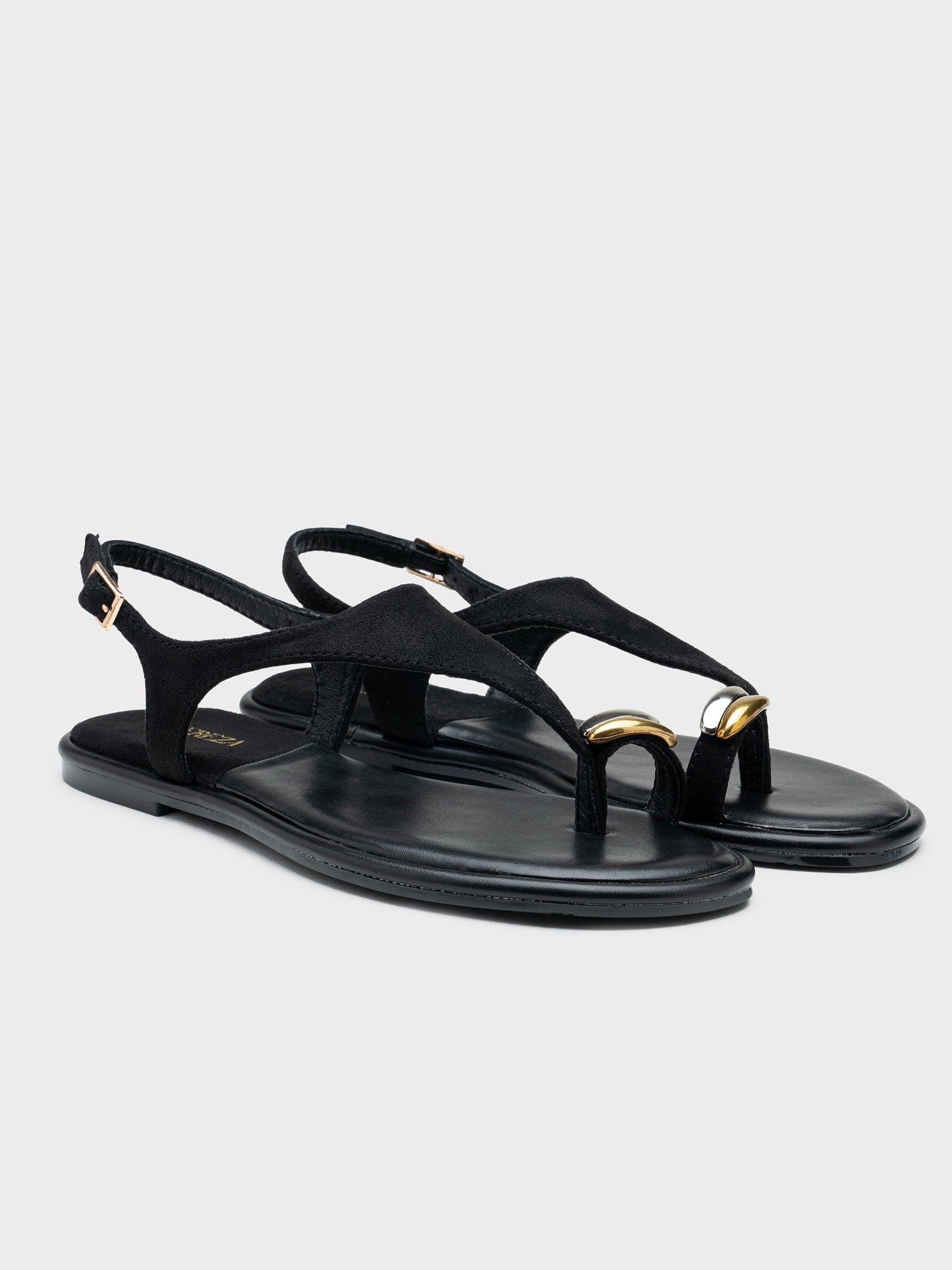 C656 | BLACK