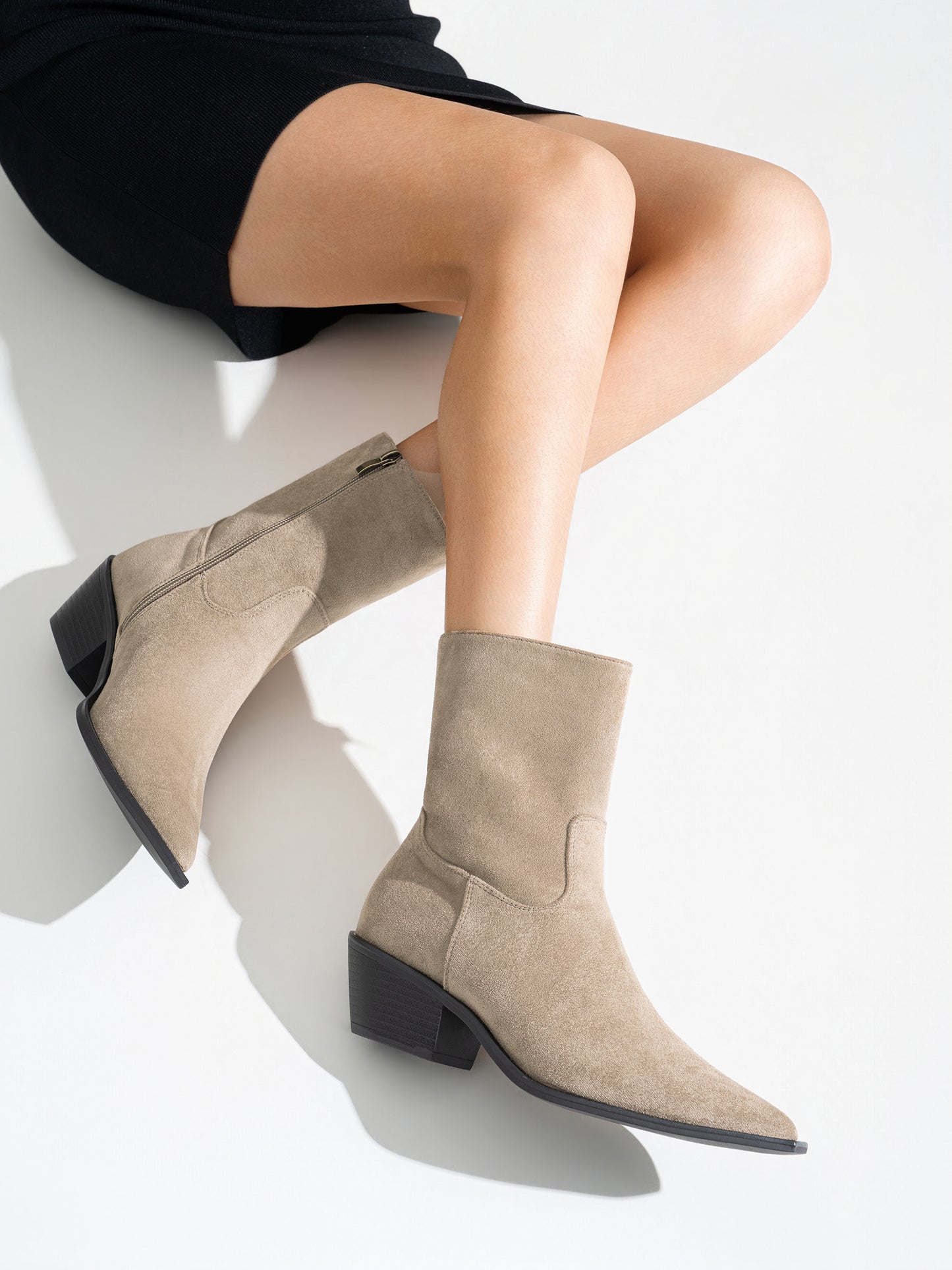 H192 | KHAKI