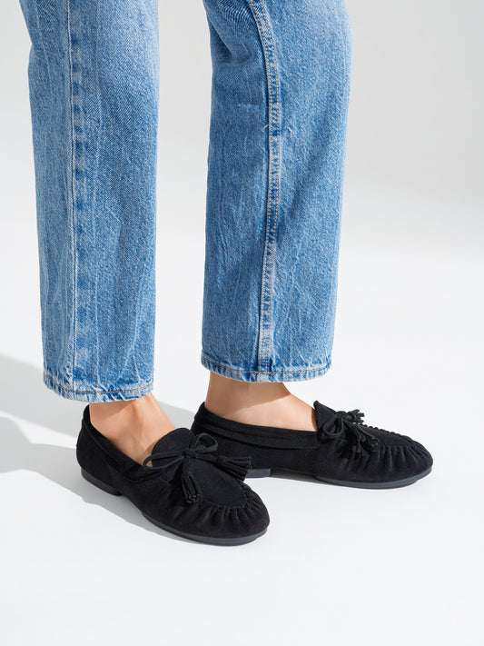 P144 | BLACK
