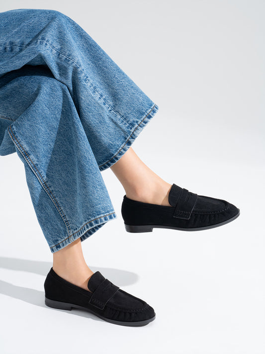 P146 | BLACK